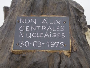 Erdeven 40 ans plaque commémorative